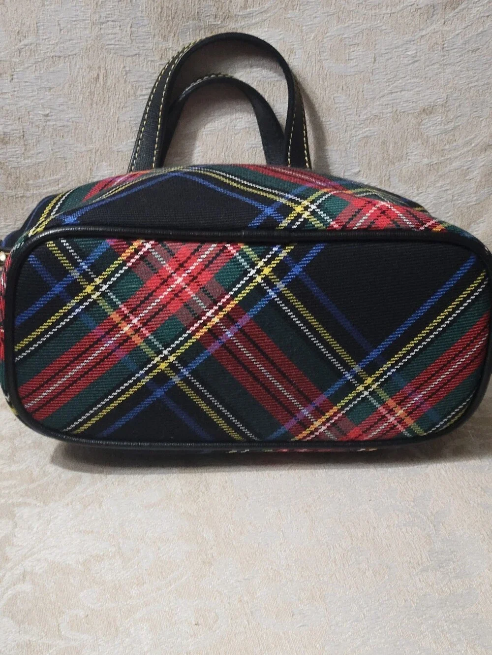 DOONEY  BOURKE SATCHEL EUC